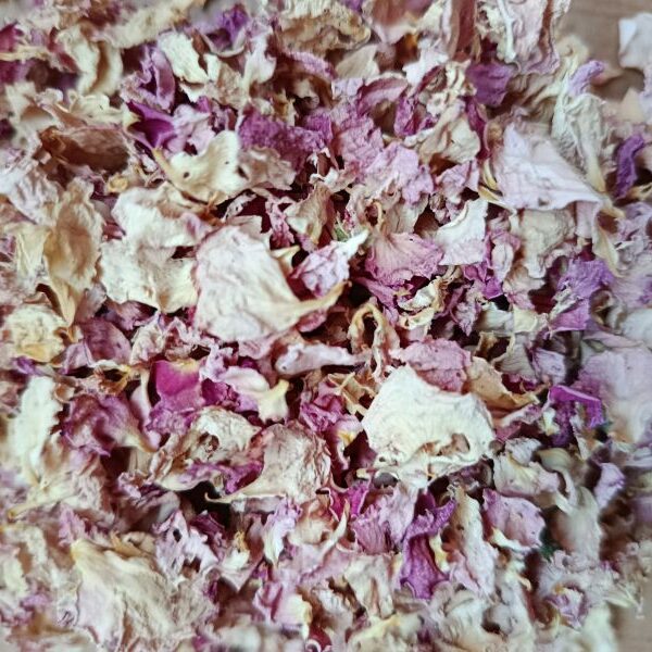 *Pétales de Rose de Damas (vendus au gramme)
